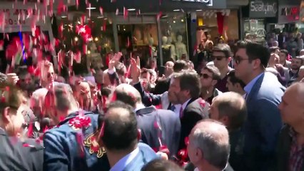 Binali Yıldırım, Avcılar'da AK Nokta ziyaretinde bulundu - İSTANBUL