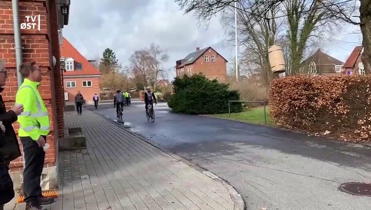 Mettre des bâtons dans les roues