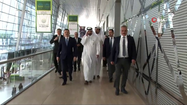 - Bakan Pakdemirli, Katar Belediye Ve Çevre Bakanı İle Görüştü- Tarım Ve Orman Bakanı Bekir Pakdemirli:- “kapılarımız Size Her Zaman Açıktır”- “emir Şeyh Tamim'in 15 Milyar Dolarlık Yatırım Taahhüdü Güçlü Bir Dayanışma Eylemi”- “k...