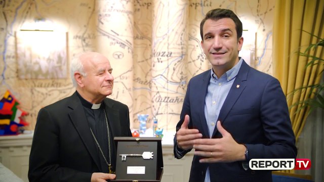 Veliaj i dorëzon 'Çelësin e Qytetit' presidentit të Akademisë Papnore të Vatikanit