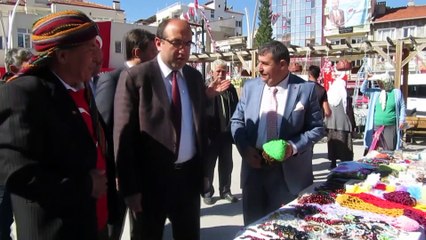 Huzurevi sakini Yaşlılar Haftası'nda sergi açtı - AFYONKARAHİSAR