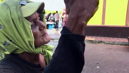 Aprender a pescar: el desafío de algunos venezolanos para comer