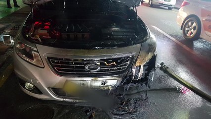 부산서 택시 화재‥인명 피해 없어 / YTN