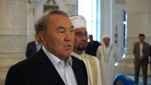 Dimite Nursultán Nazarbáyev, el patriarca de Asia Central