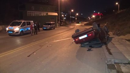 Polisten Kaçan Şüpheliler Kaza Yapt: 5 Yaralı