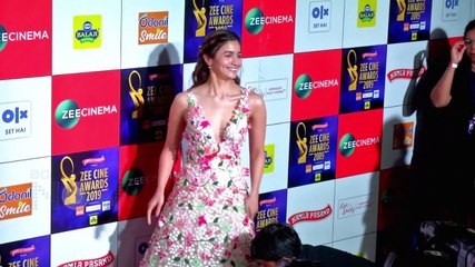 Ranbir Kapoor Alia Bhatt Deepika Padukone Ranveer Singh | Bollywood Couples At Zee Cine Awards 2019