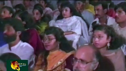 Ishaq Mein Hum Tumhain Kia Batayen - Attaullah Khan Esakhelvi  HD Video