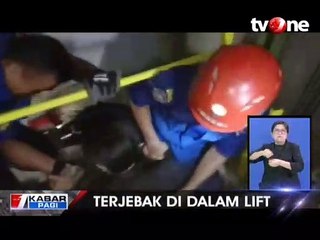 Heboh, Pekerja Kantor Terjebak dalam Lift!