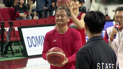 호랑이 감독과 괴짜 선수의 대결...감독이 웃었다 / YTN