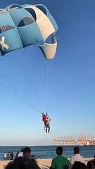 Tải video: SCARY - Khor fakkan beach Sharjah UAE Paragliding