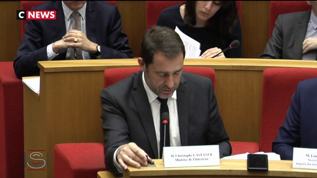 Gilets jaunes : «En 18 samedis, c'est le bilan le plus lourd pour les forces de sécurité», selon Christophe Castaner