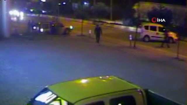 Pompalı tüfekle önce eşine sonra polislere ateş açtı...Pompalı dehşeti kameralara böyle yansıdı