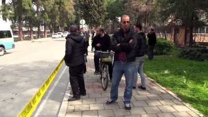 Dolmuş ile otomobil çarpıştı: 1 ölü, 14 yaralı - İZMİR