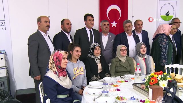 Dündar’dan muhtarlara teşekkür yemeği