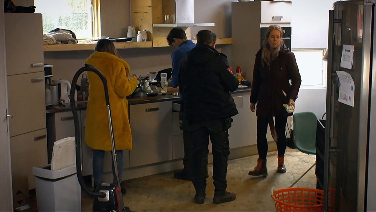 Jessie confronteert Hiske