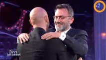 Le câlin de la réconciliation entre Franck Gastambide et Frédéric Lopez !