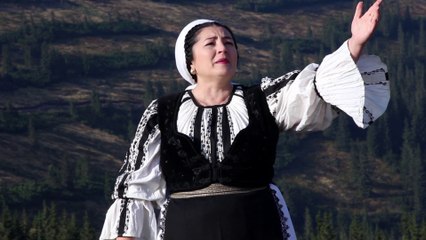 Mariana Anghel Jinaru - Suntem uniti de Carpati