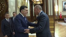 Cumhurbaşkanı Erdoğan, Libya Ulusal Mutabakat Hükümeti Başkanlık Konseyi Başkanı Sarraj'ı Kabul Etti