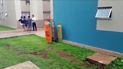 Falta de pagamento de gás em condomínio no Jaborá gera revolta nos moradores
