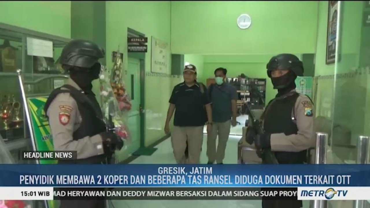KPK Geledah Kantor Kemenag Gresik