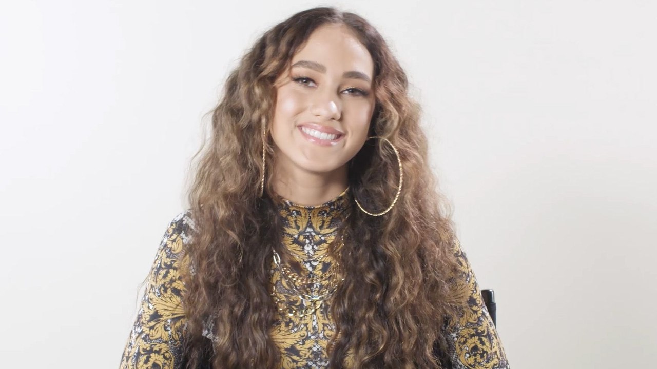 Skylar Stecker Sings Tori Kelly, Cardi B, and Rihanna in a Game of Song Association