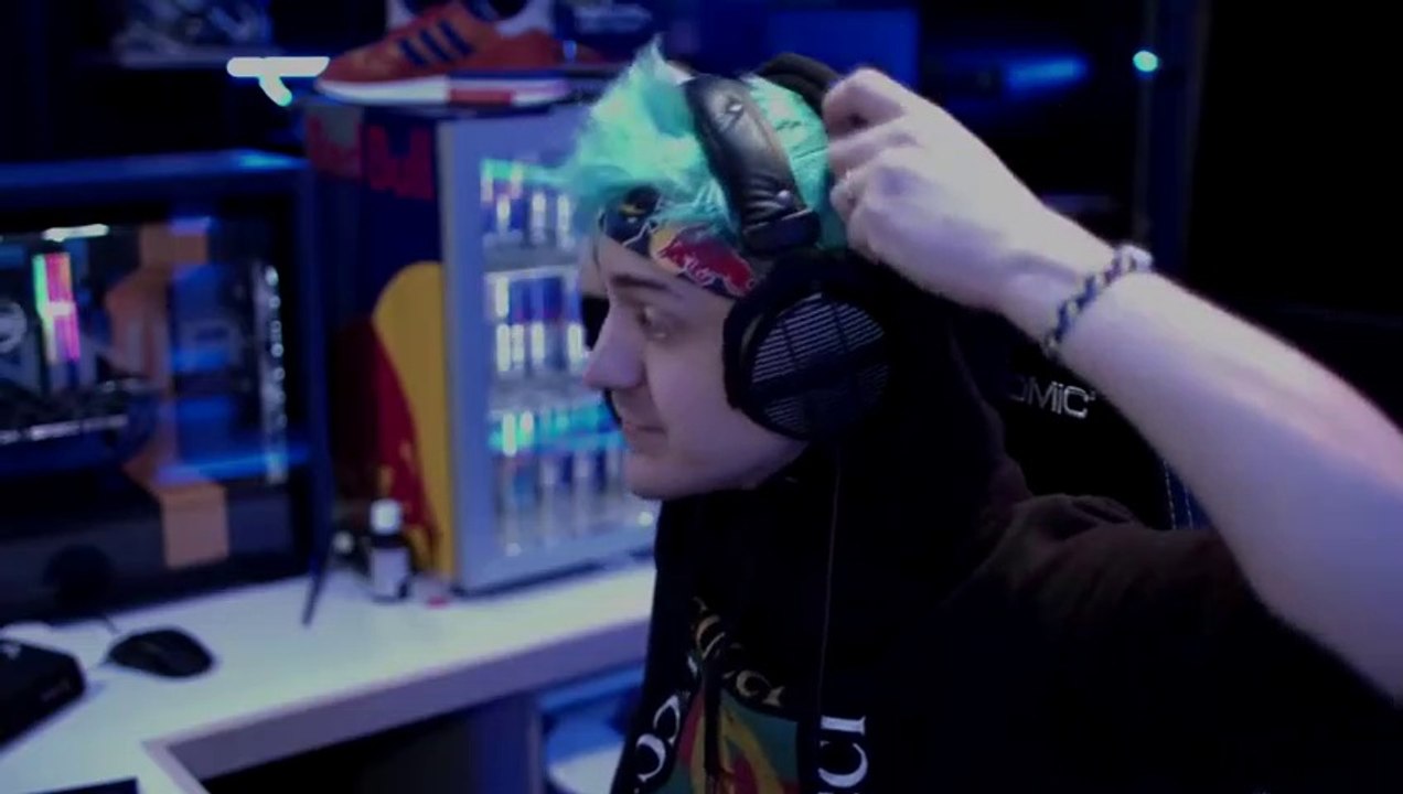 Fortnite NINJA GETS DESTROYED BY TFUE IN THE FINAL ZONE!