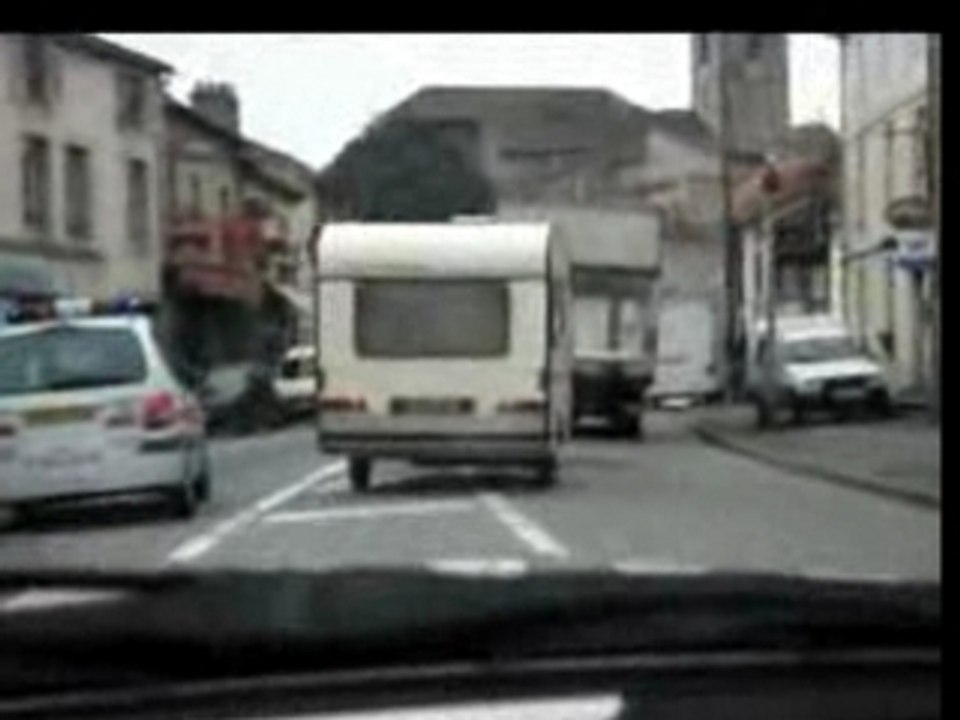 Course Poursuite Police Caravane