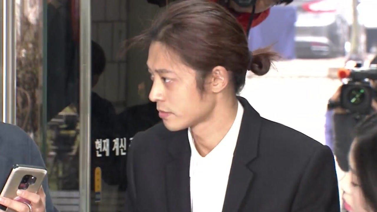 [현장영상] 정준영 법원 출석..."모든 혐의 인정, 2차 피해 죄송" / YTN