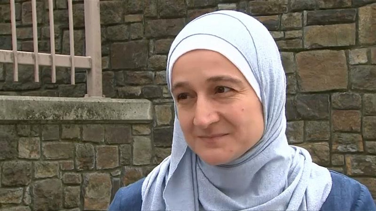 لاجئة سورية فقدت زوجها وابنها في اعتداء نيوزيلندا تقول إن ما حصل لن يردعها عن ممارسة عباداتها