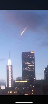 Un météore au dessus de Los Angeles? Plutôt le coup de communication d'une célèbre marque de boissons énergisantes