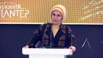 Emine Erdoğan: 'Birbirimize baktığımızda bedenlerimizi değil kalplerin içindekilerini görmeye odaklanalım' - GAZİANTEP