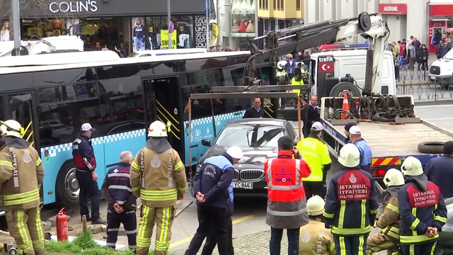 Kazaya neden olan otobüs kaldırıldı - İSTANBUL
