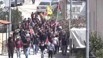 İsrail'in Batı Şeria'da Şehit Ettiği Filistinli Genç Toprağa Verildi