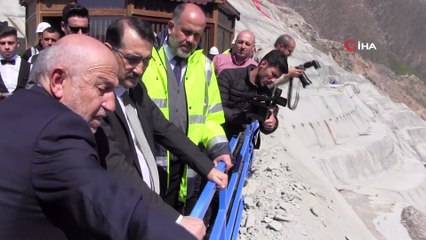 Bakan Dönmez Hidroelektrik santralinde incelemelerde bulundu