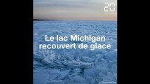 Les images impressionnantes du lac Michigan recouvert de glace