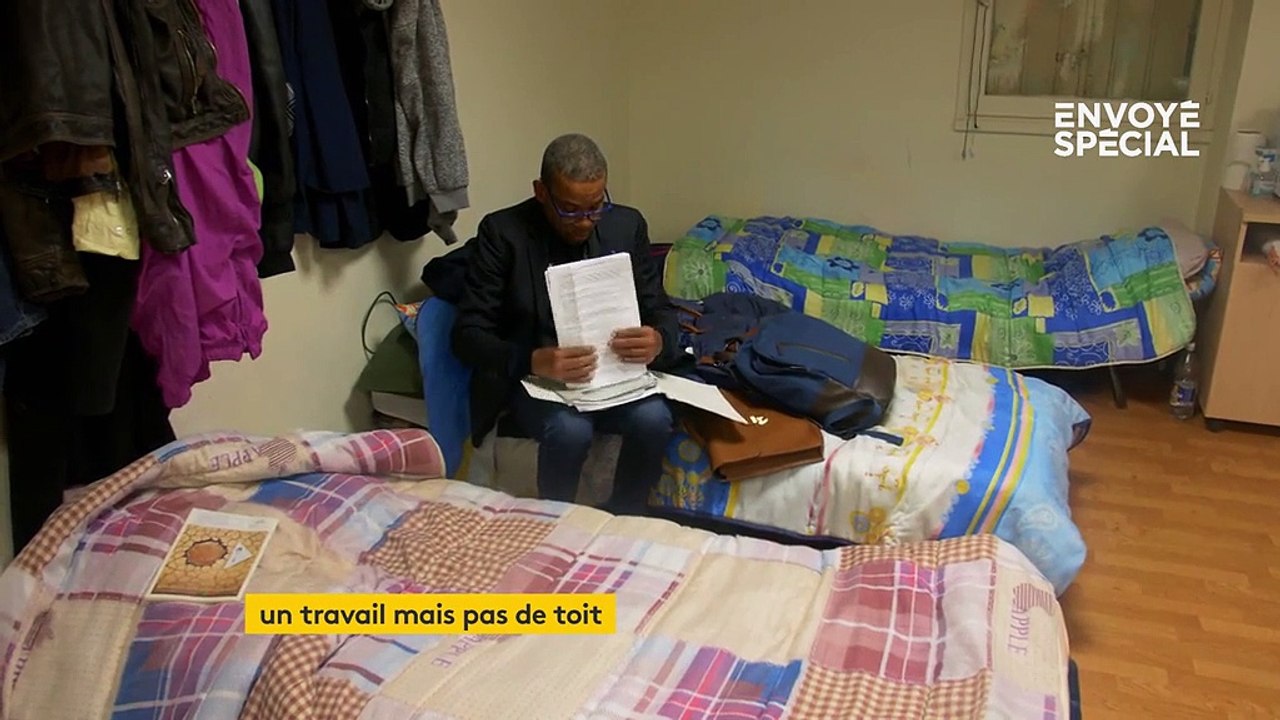 Un travail, mais pas de toit