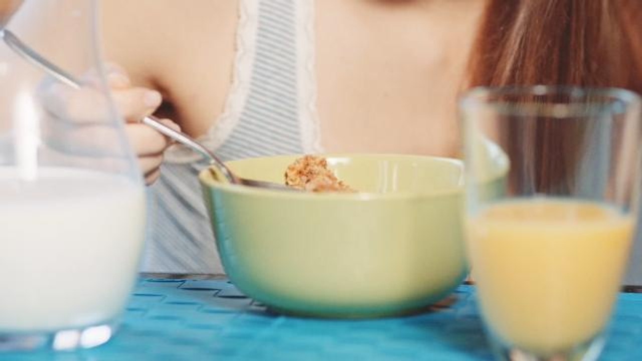 Weird Celebrity Eating Habits That You Need To Admit You Do Too