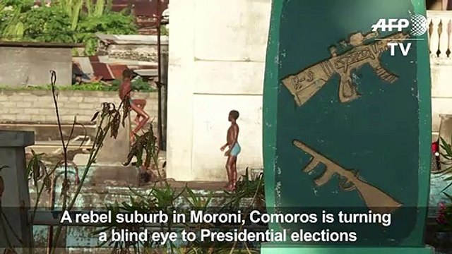 The rebel Comoros suburb turning a blind eye to elections