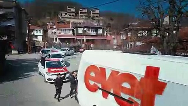 Ak Parti'nin referandum şarkısı Milyonlarca Evet