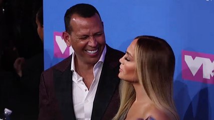 Jennifer Lopez and Alex Rodriguez are taking on a 10-day no sugar and no carb challenge!