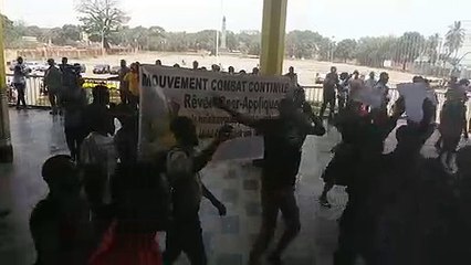 Pas de 3eme mandat..., des jeunes défient les prometteurs de la modification de la constitution