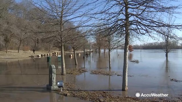 Residents prepare ahead as historic flooding shifts south