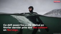 Il fait du surf avec une planche de... glace