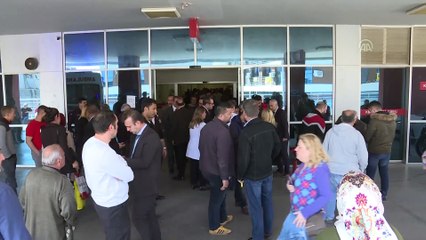 İzmir'de servis minibüsü devrildi: 20 yaralı (3) - Başhekim İlker Kızıloğlu