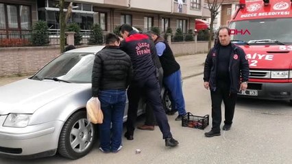 Düzce Otomobilde Mahsur Kalan 2 Yaşındaki Evra'yı İtfaiye Kurtardı