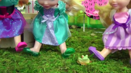 Gummy Ver ! ELSA & ANNA les tout - petits- Écureuil Mignon et les Grenouilles - de Délicieux Bonbons