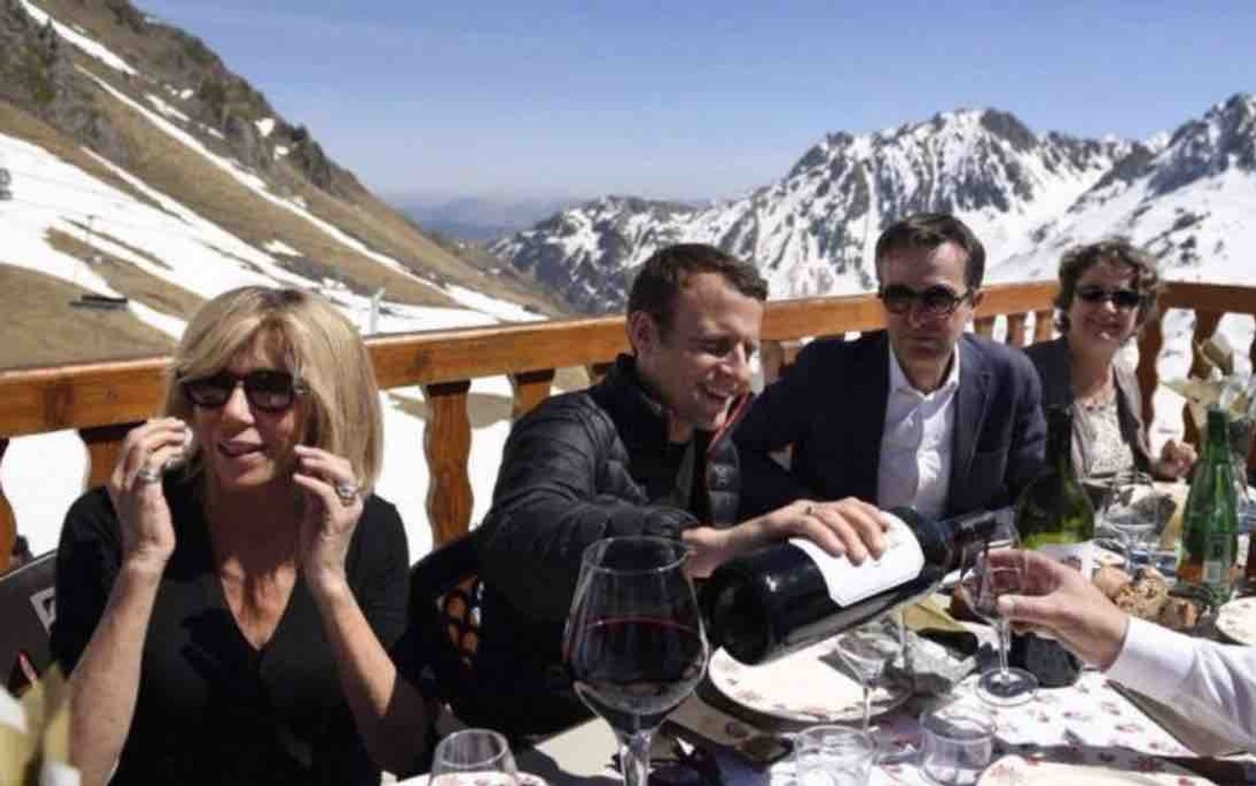 Une fake news concernant Emmanuel Macron - ZAPPING ACTU HEBDO DU 23/03/2019