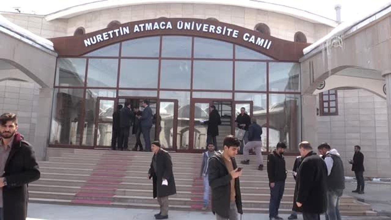 Yeni Zelanda'daki Terör Saldırısında Katledilenler İçin Gıyabi Cenaze Namazı Kılındı - Ağrı