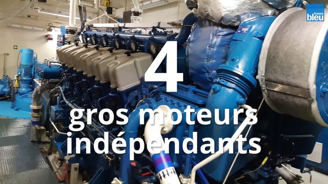 L'Apollo, navire de pose d'éoliennes en mer, est à Dunkerque