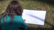 Denizli 10 Yaşındaki Saniye, Depremde Yıkılan Evlerinin Resmini Çizdi